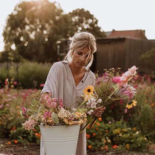 Bloemenboerin Melissa van bloemenwinkel Apis Mellifera uit Geraadsbergen